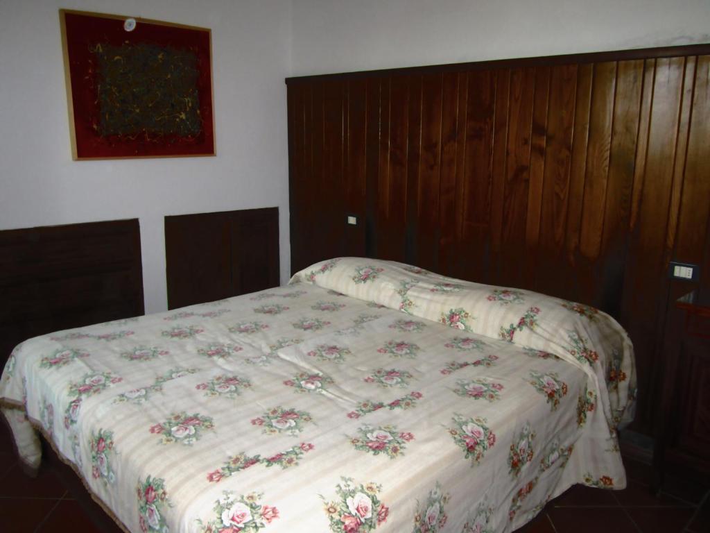Castello Di Cisterna Aparthotel Gaglietole Buitenkant foto