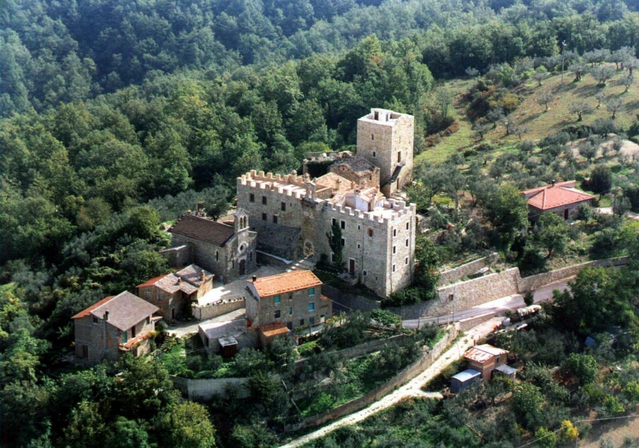 Castello Di Cisterna Aparthotel Gaglietole Buitenkant foto